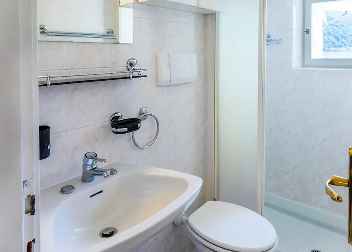 Al By Interhome Carmine